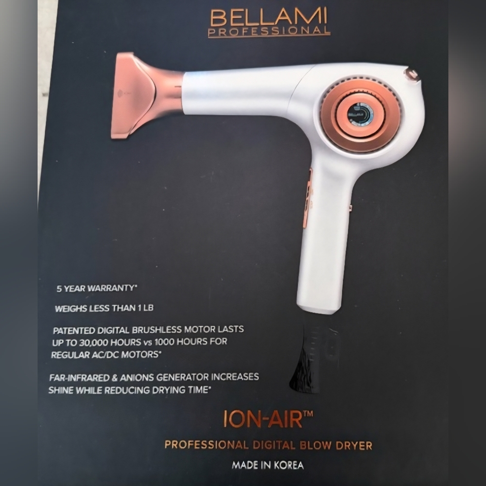 BELLAMI White and Rose Gold Hair Dryer with Nozzle & Diffuser Attachments